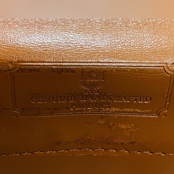 SOLD!!Authentic MCM Kelly XL bag - Picture 15 of 16